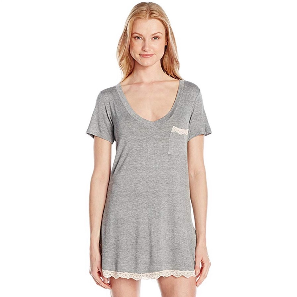 EUC Honeydew Intimates Sleep Shirt